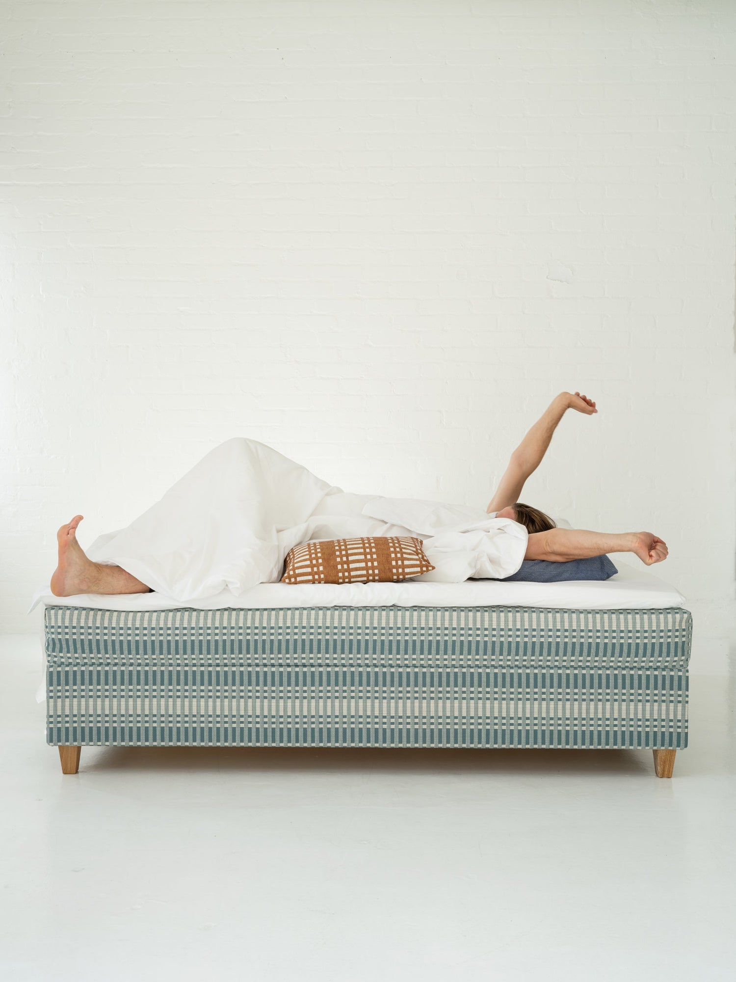 HUILI-sänky | Johanna Gullichsen X Villa & Peite | Tithonus Vihreä